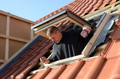 Pose de fenêtres de toit Velux au Fresne-Camilly
